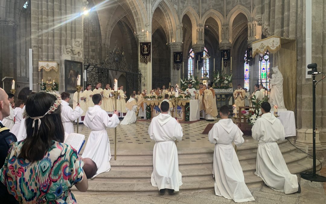 Ordinations pour la Communauté St Martin